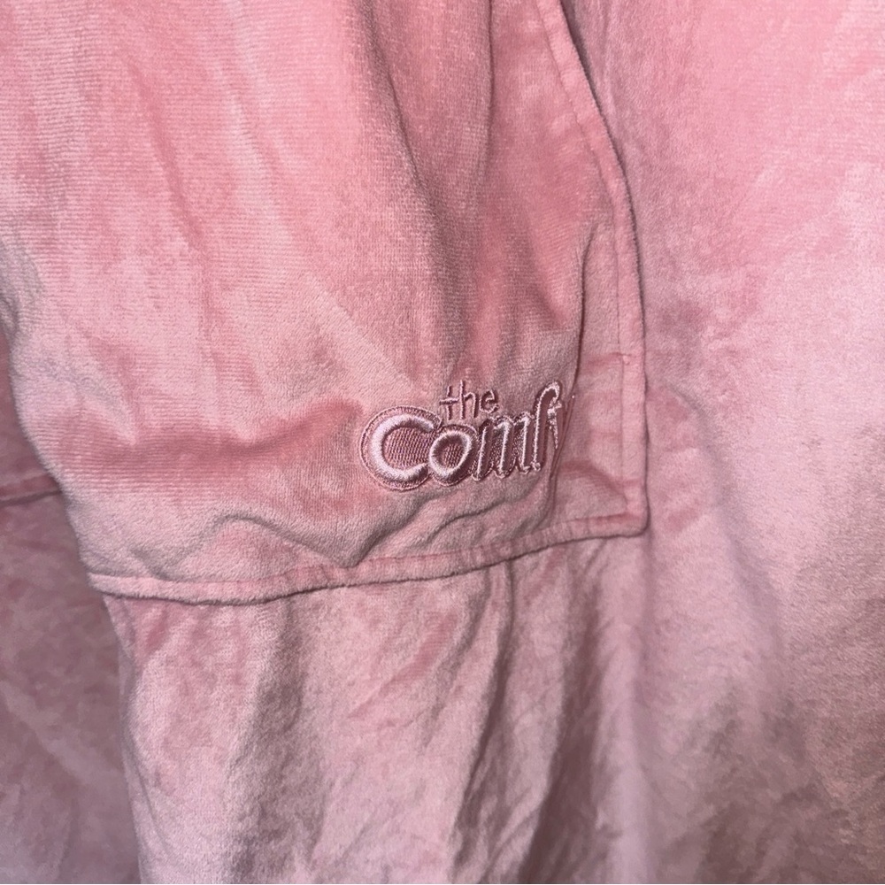 Pink Off-brand Snuggie